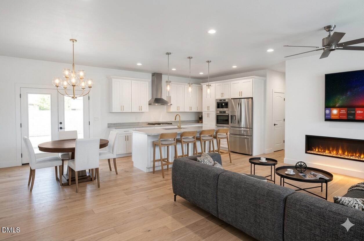 224 W Holly Springs Road