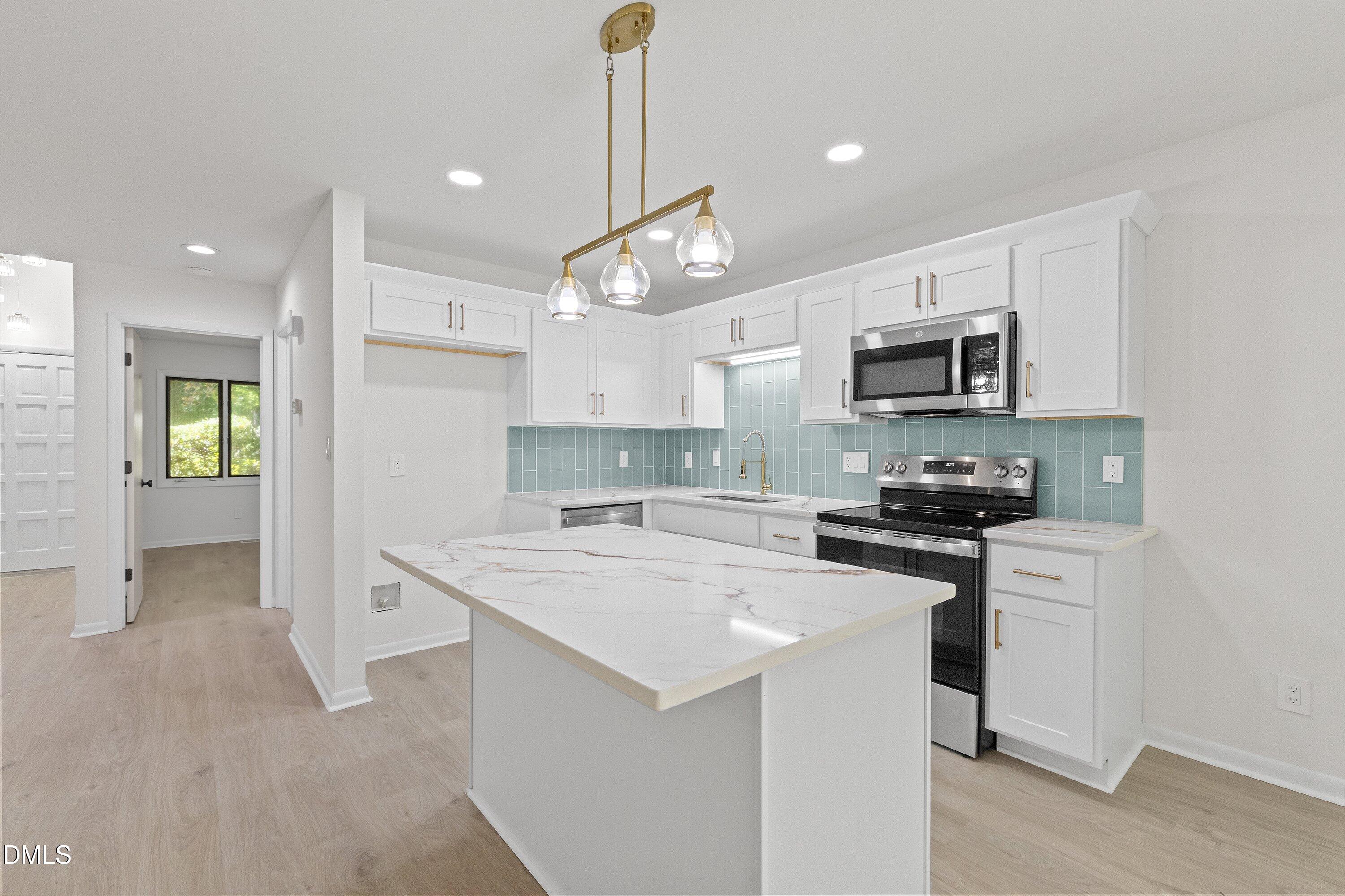 9 Creekview Lane