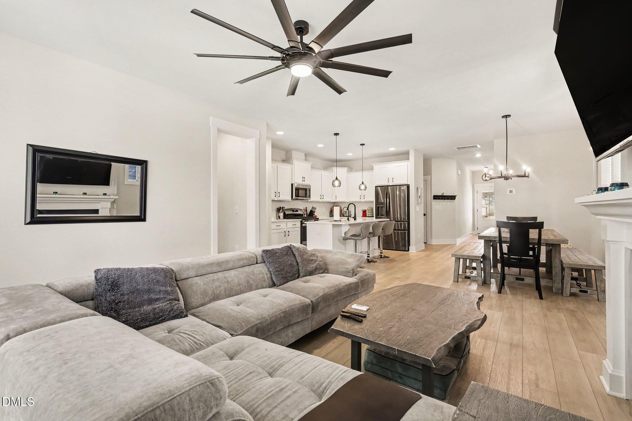 1125 Logperch Way