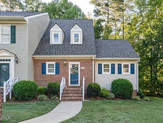 512 OLDE TOWNE DR, SANFORD, NC 27330 - Image 736b8e34b691c6e44dada7c26bf4ca64/1278095668