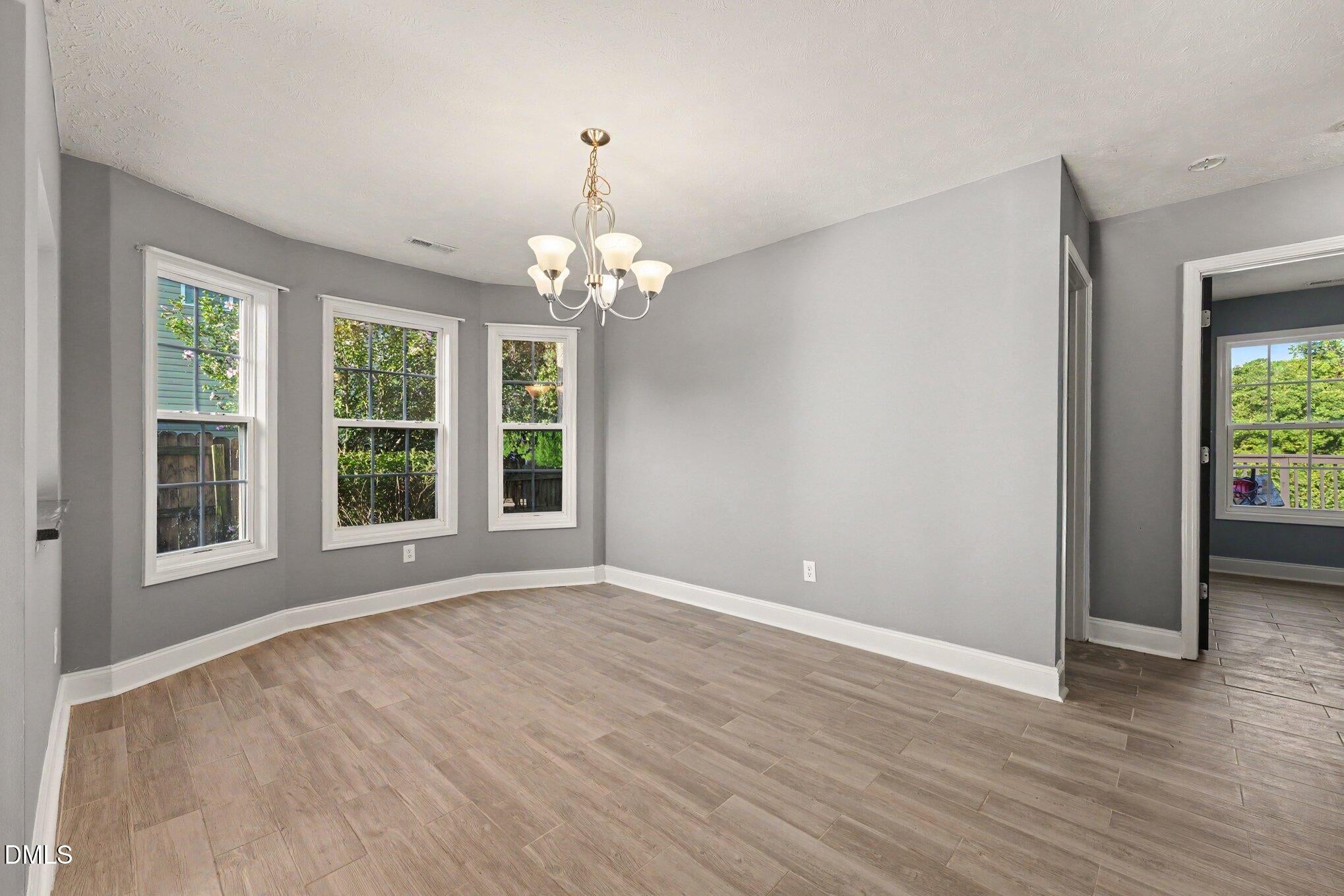 596 Colonial Hills Drive