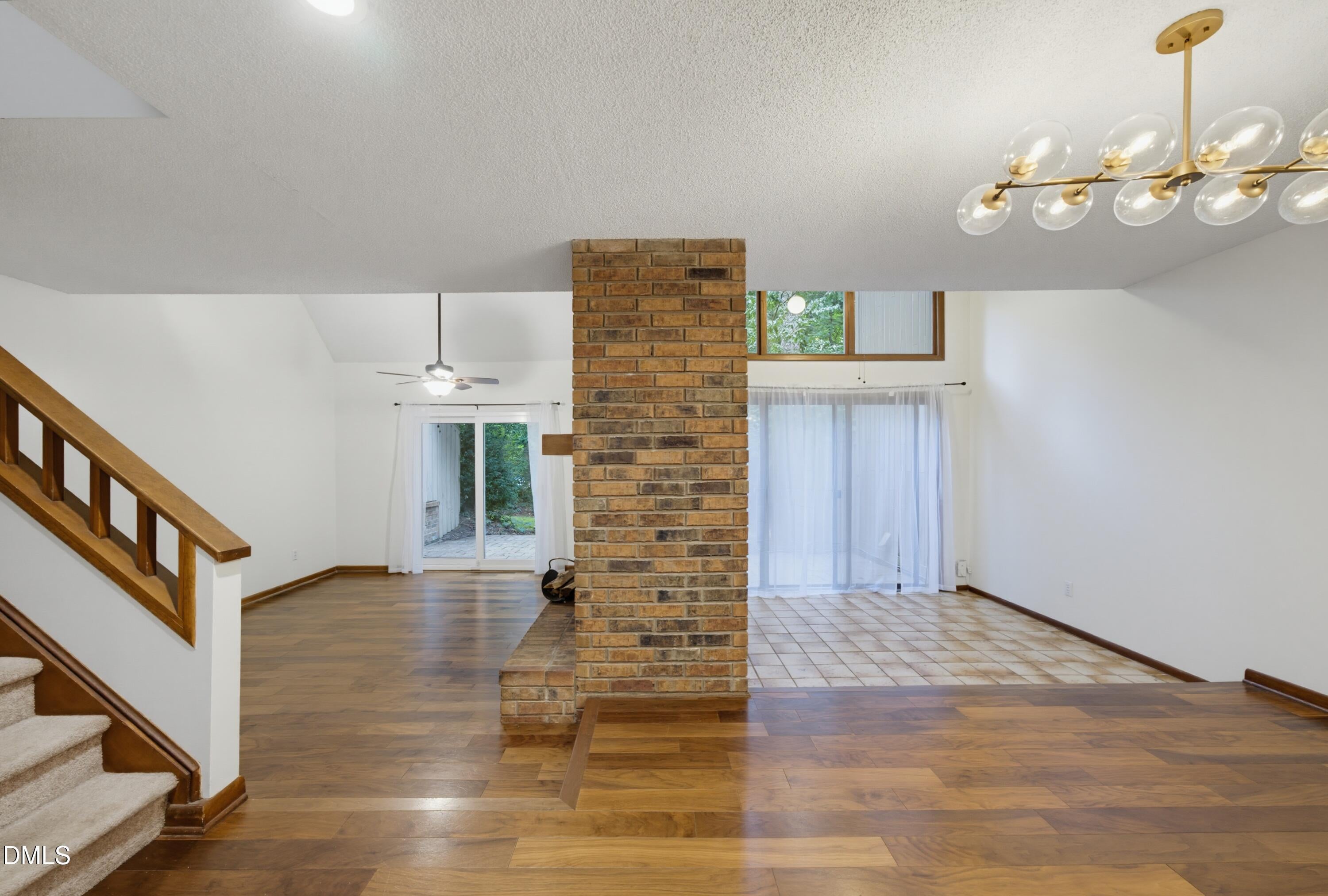 4303 Sunbelt Place