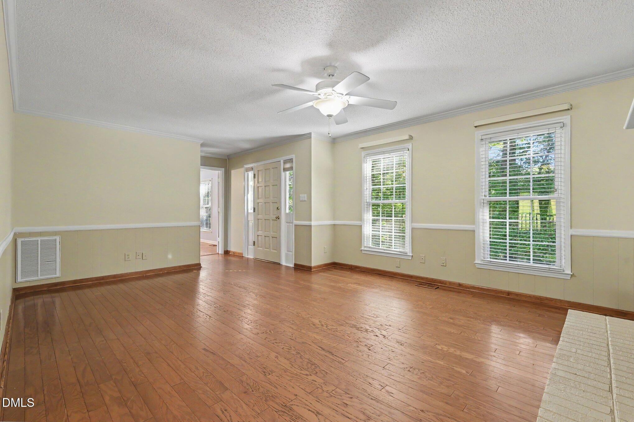 118 Laurston Court