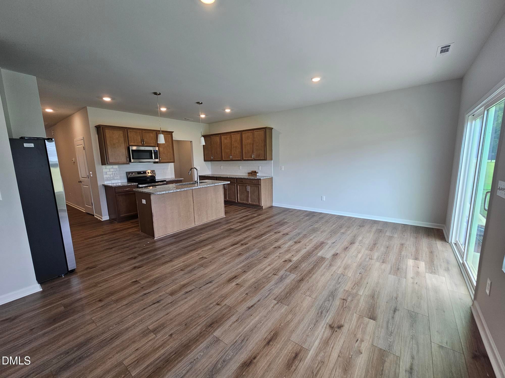 231 Elyse Overlook Lp 38