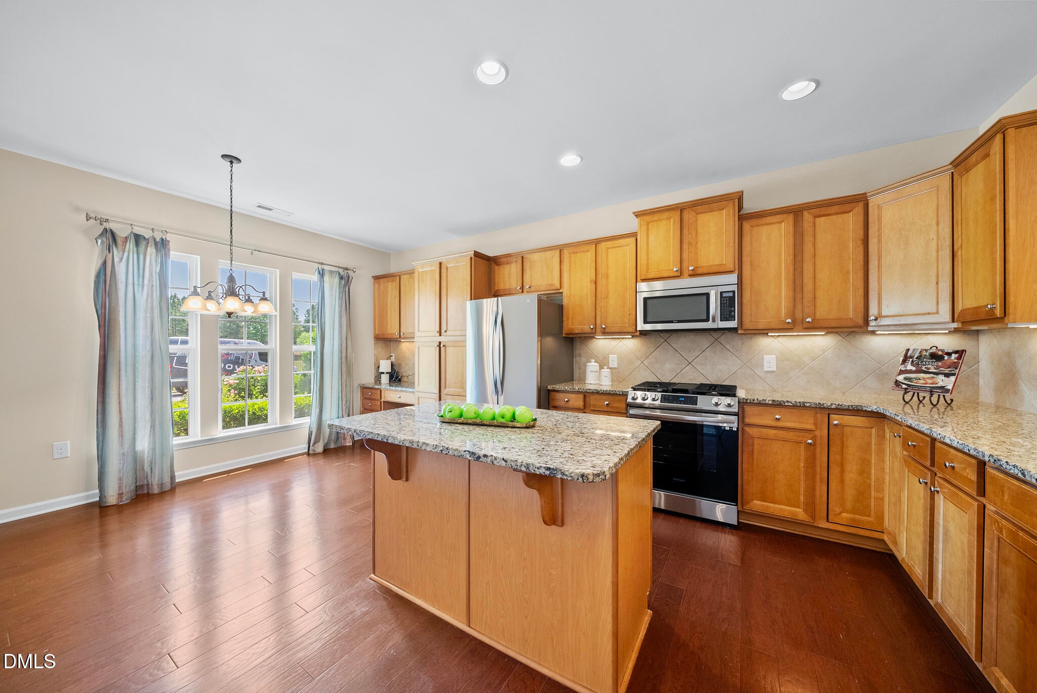 604 Bloomsbury Place
