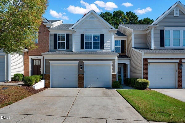8206 PILOTS VIEW DR, RALEIGH, NC 27617 - Image 74cd9e8c3ea826778ab7fe1a0f41a684/3250908005