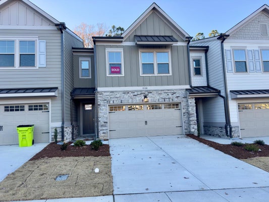 2126 MAGGIE VALLEY DR, APEX, NC 27502 - Image 763c186f4a2dfa6bbe3c6554a9577a3a/3255589042