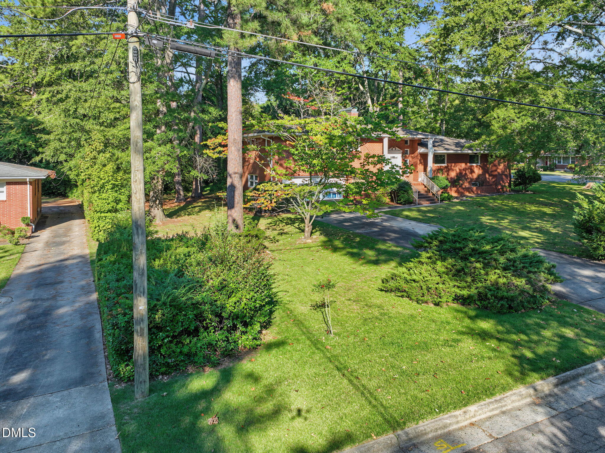 300 Sherrybrook Drive