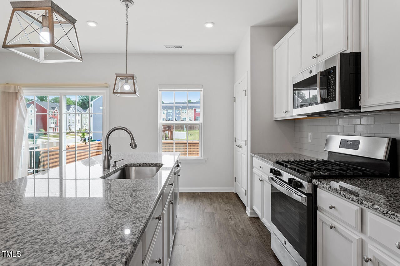 513 Citrus Petal Road