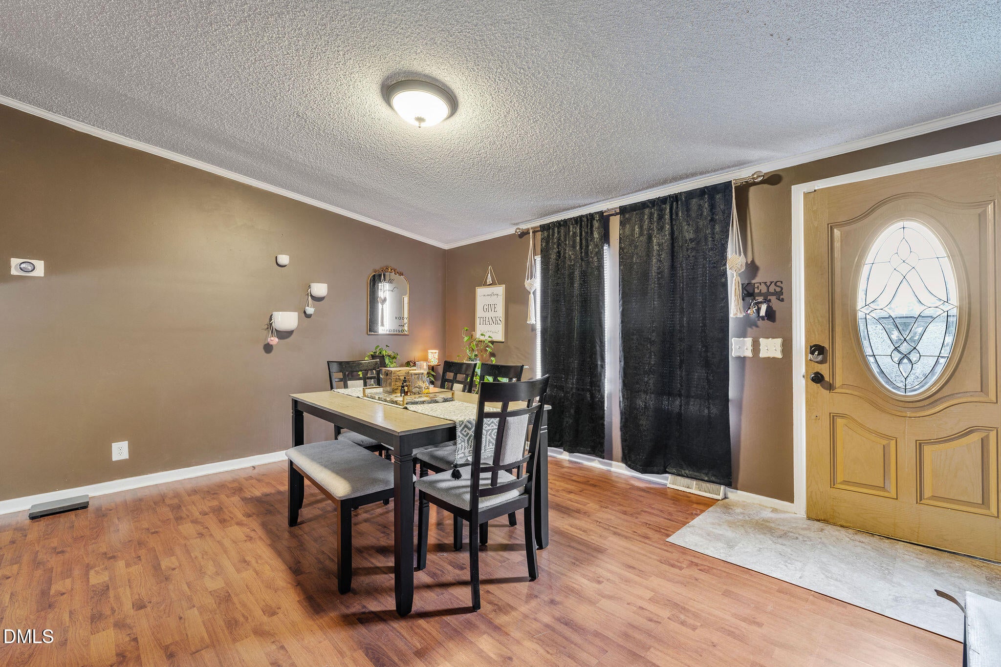 111 Knollwood Drive