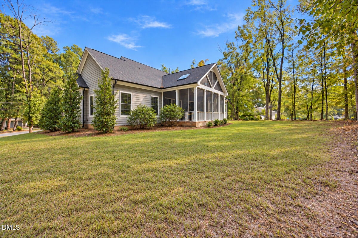 3526 Westglen Road