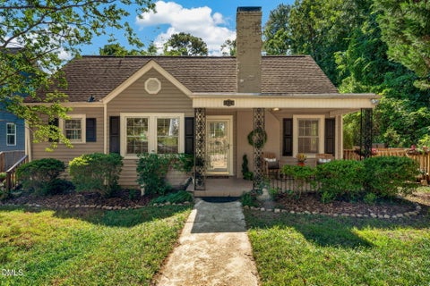 Photo of 1829 Arlington Street, Raleigh, NC 27608 (MLS # 10197501)