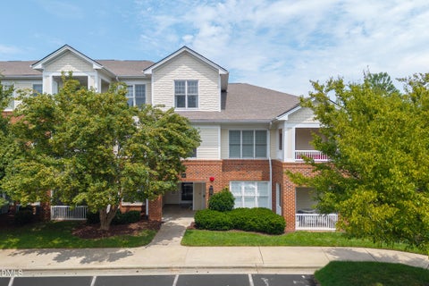 Photo of 635 Waterford Lake Drive, Cary, NC 27519 (MLS # 10183764)