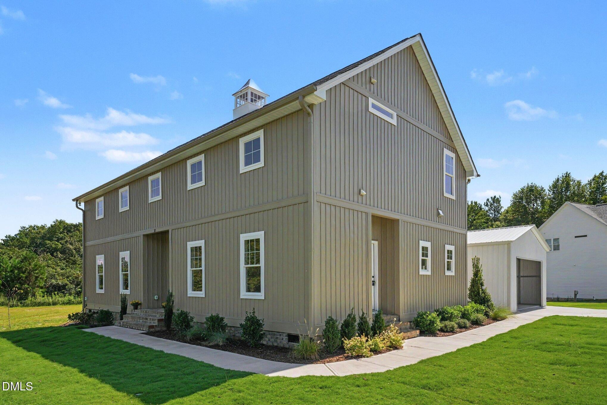 21 Loralye Lane