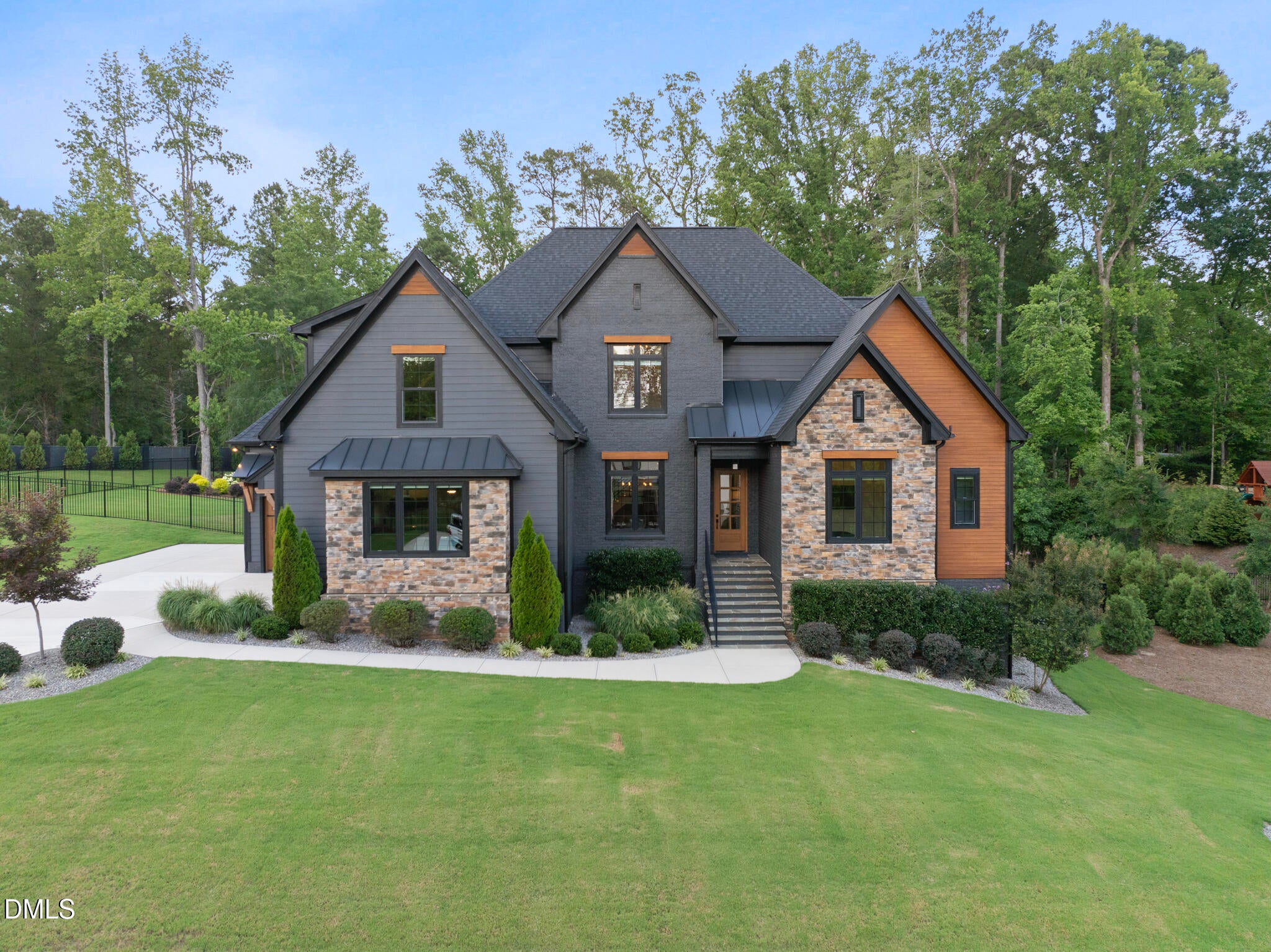 8616 Bishop Pine Lane