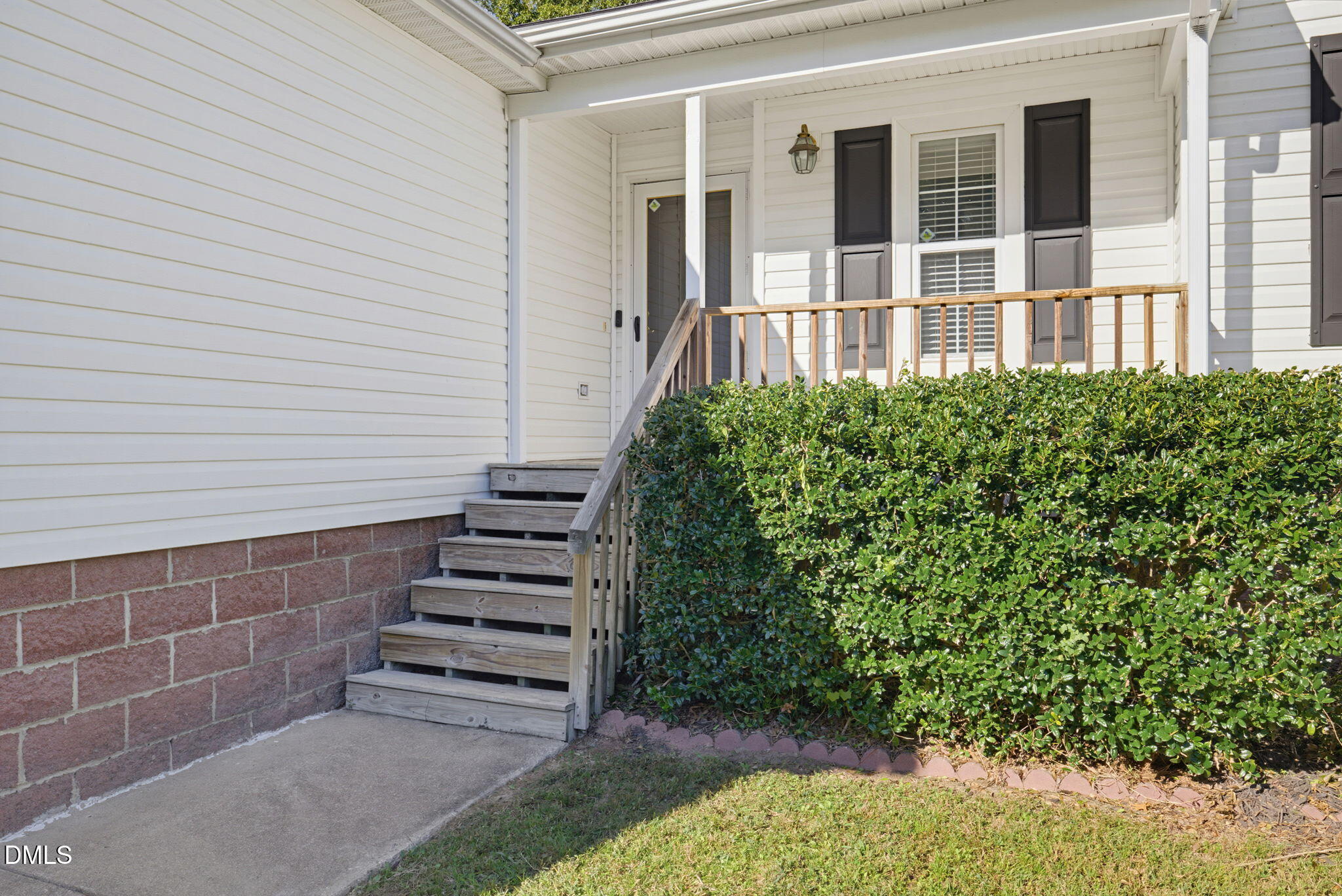 904 Perry Howard Road