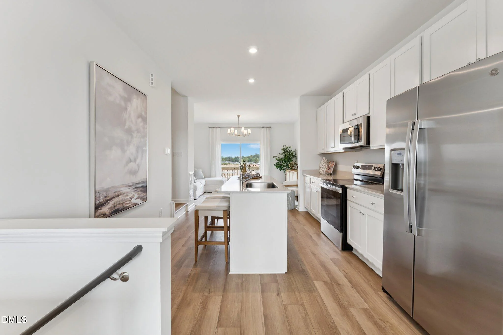 903 Freston Road