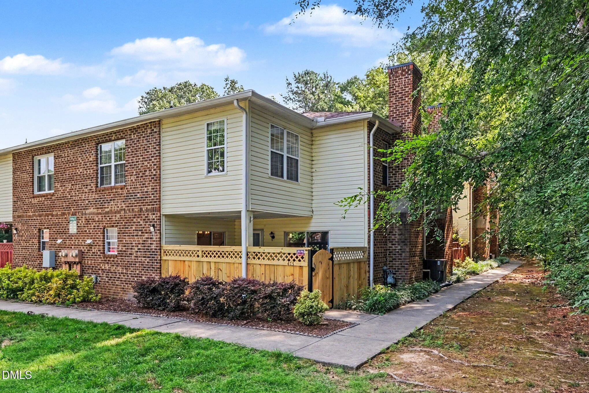 473 Summerwalk Circle