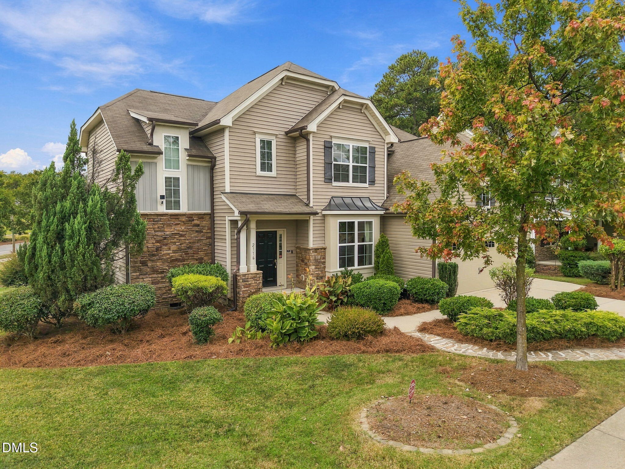 2116 Hemlock Hill Drive