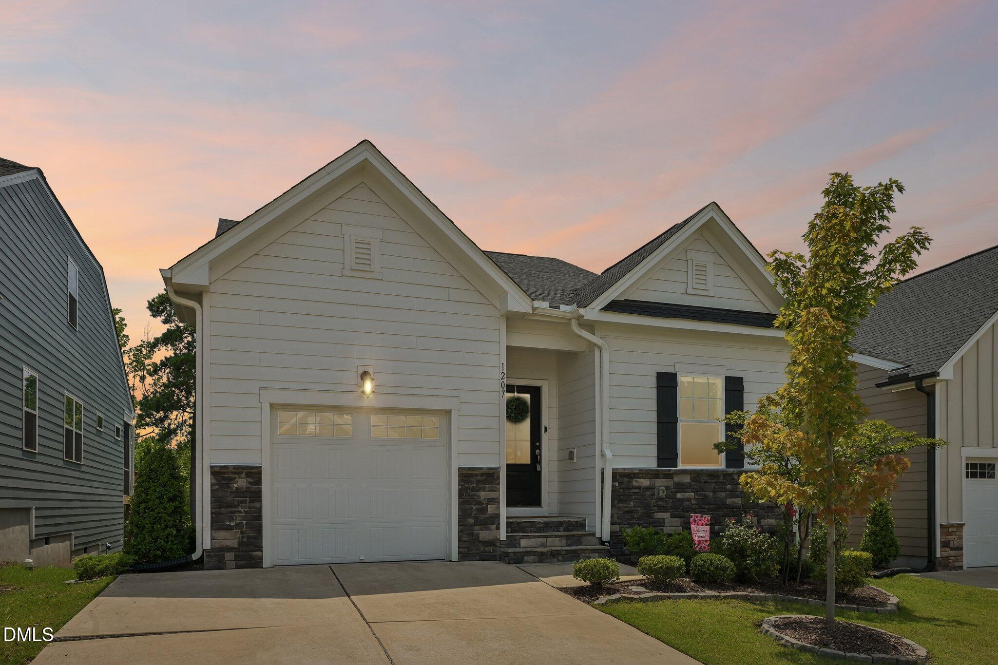 1207 White Flint Circle