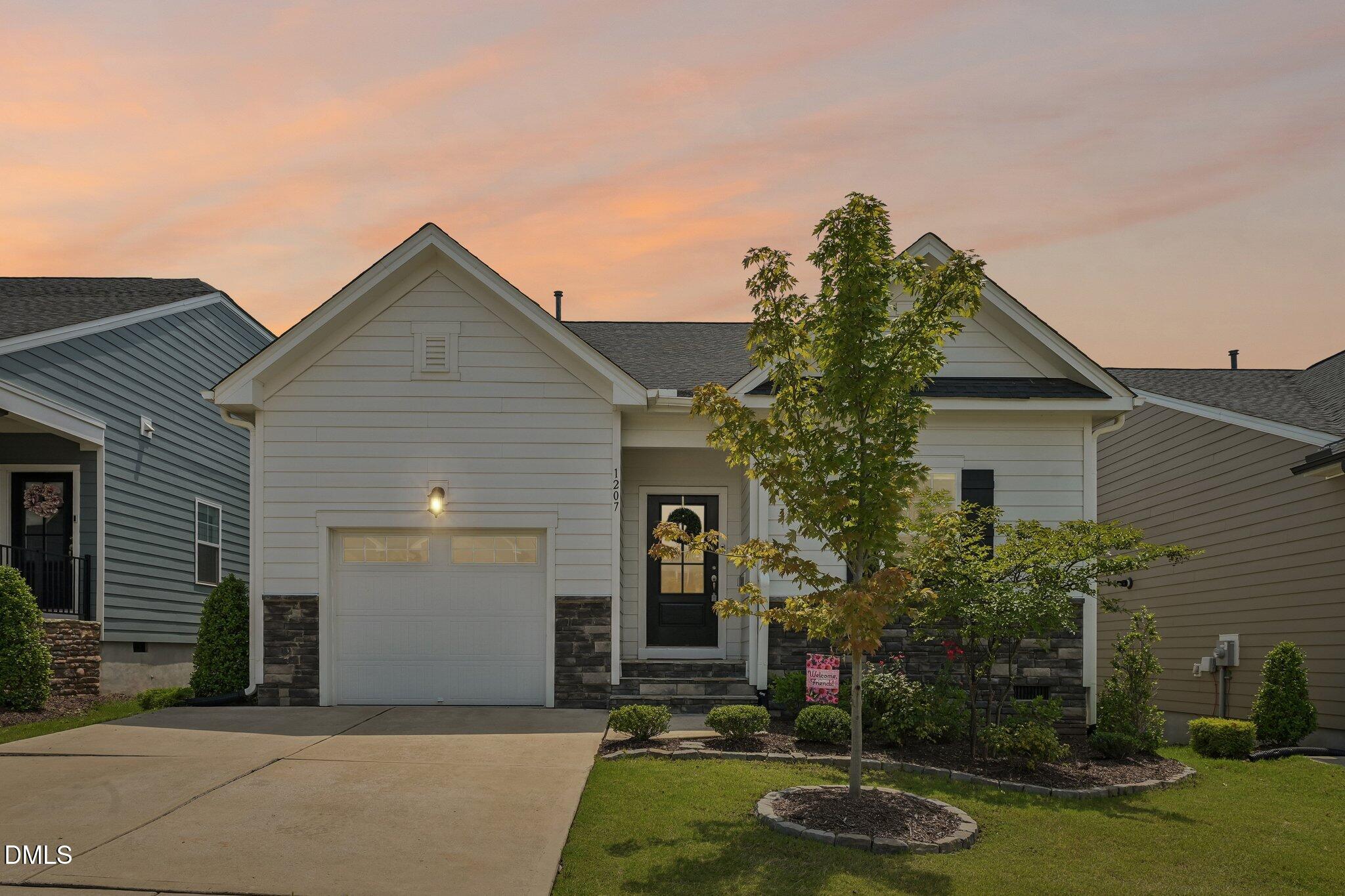 1207 White Flint Circle