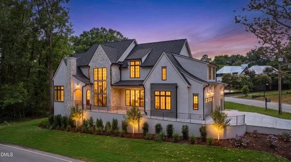 105 EDENBURGH RD, RALEIGH, NC 27608 - Image 7ae9baf8cf96bf4920a6517587754e8f/3509538653