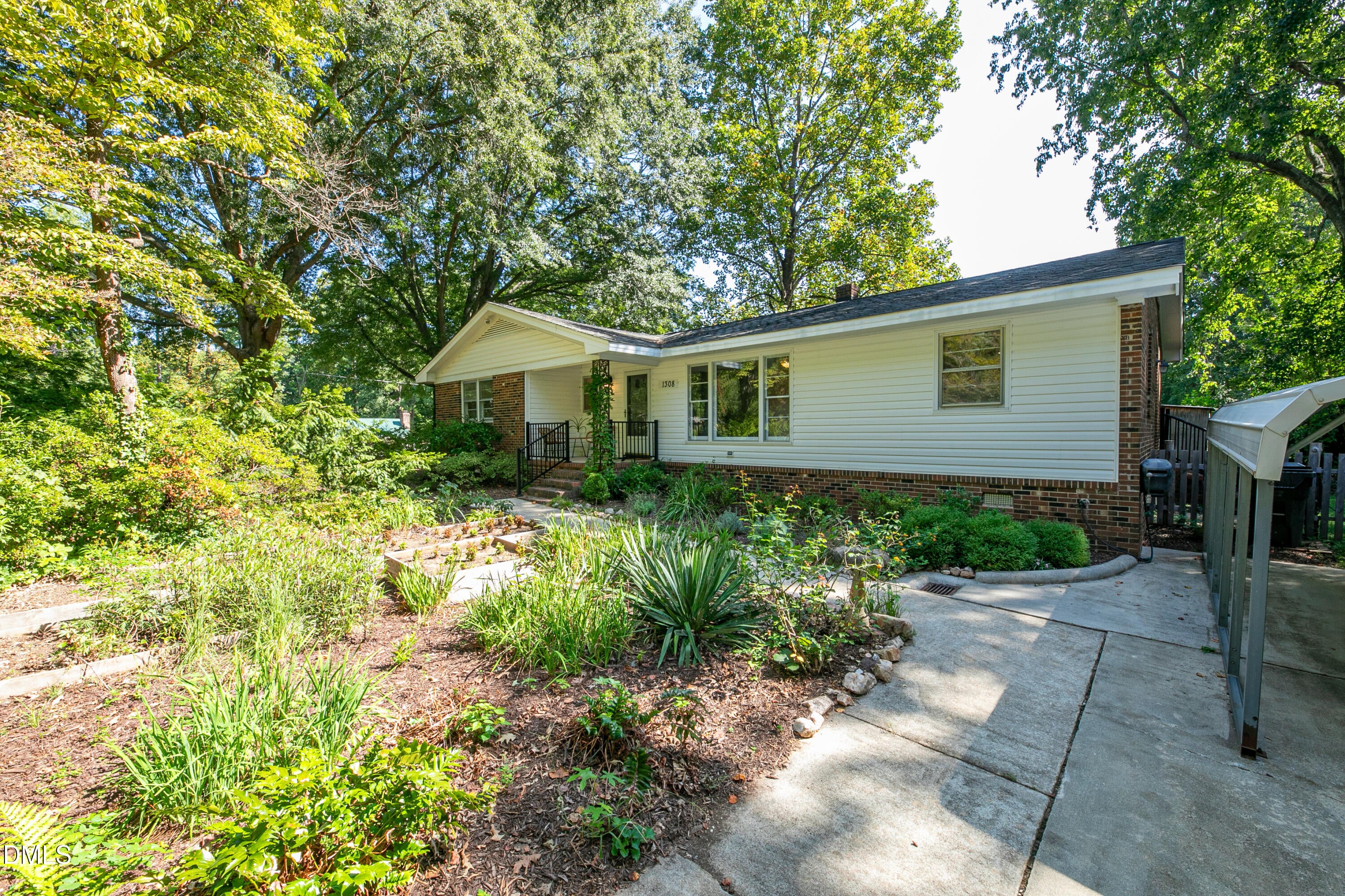 1308 Azalea Drive