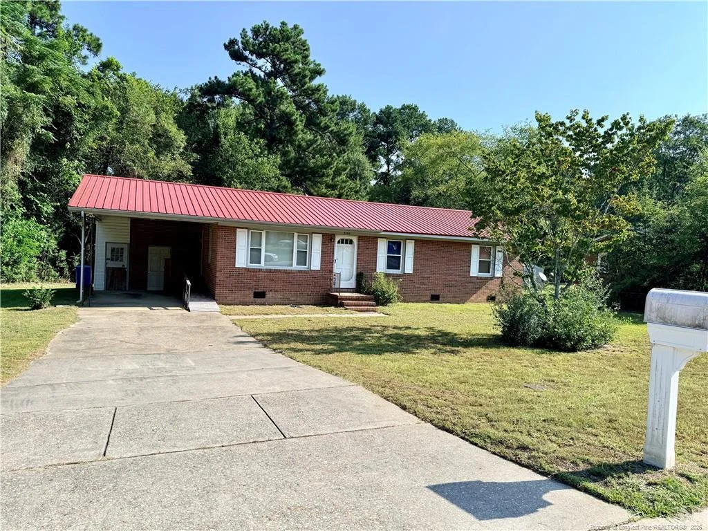 3266 Sandhill Drive