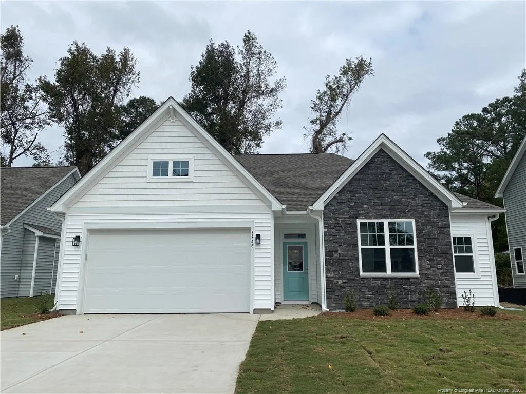 4526 Bunkers Bay Lane
