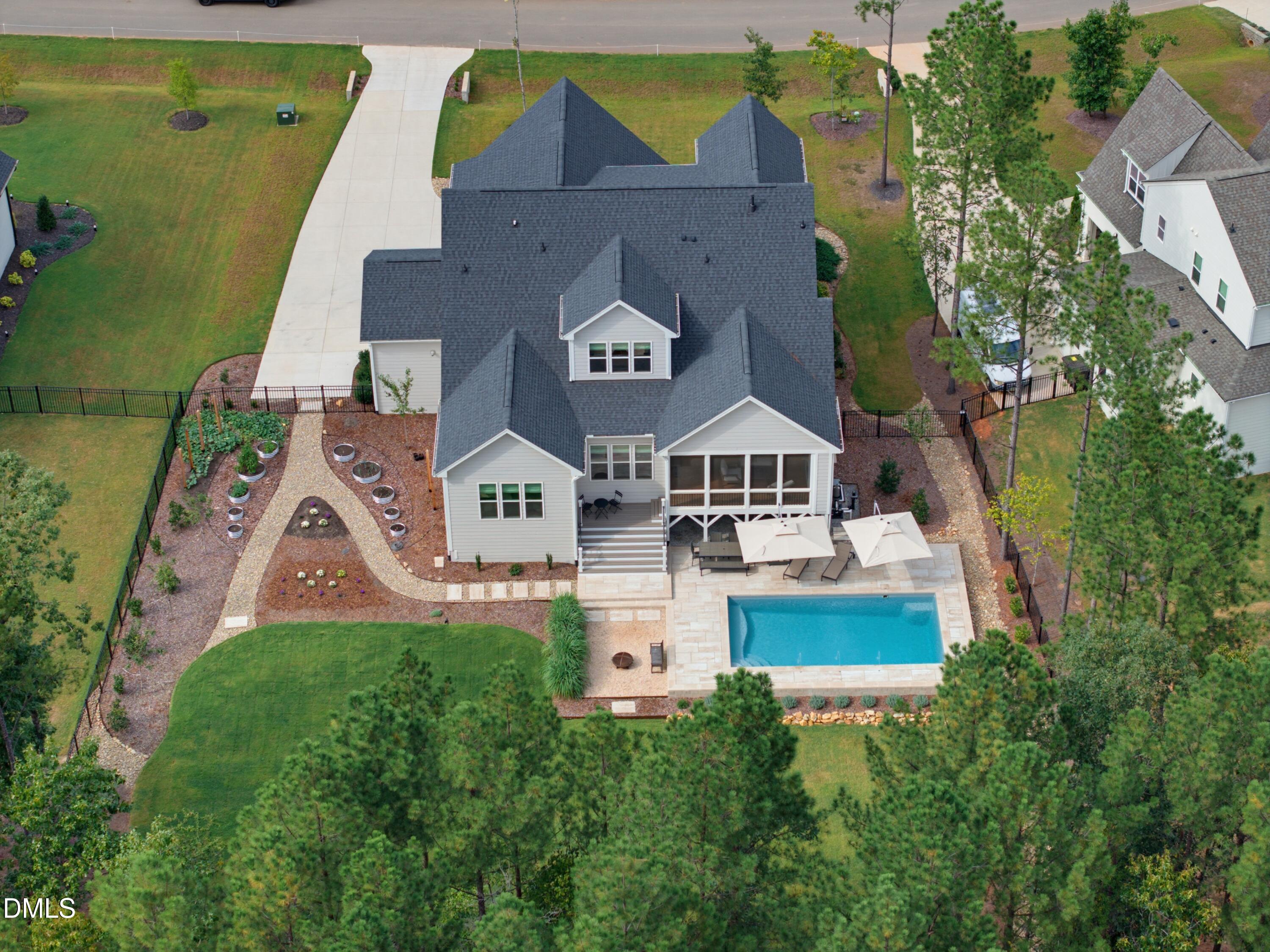 40 Spanish Oak Drive