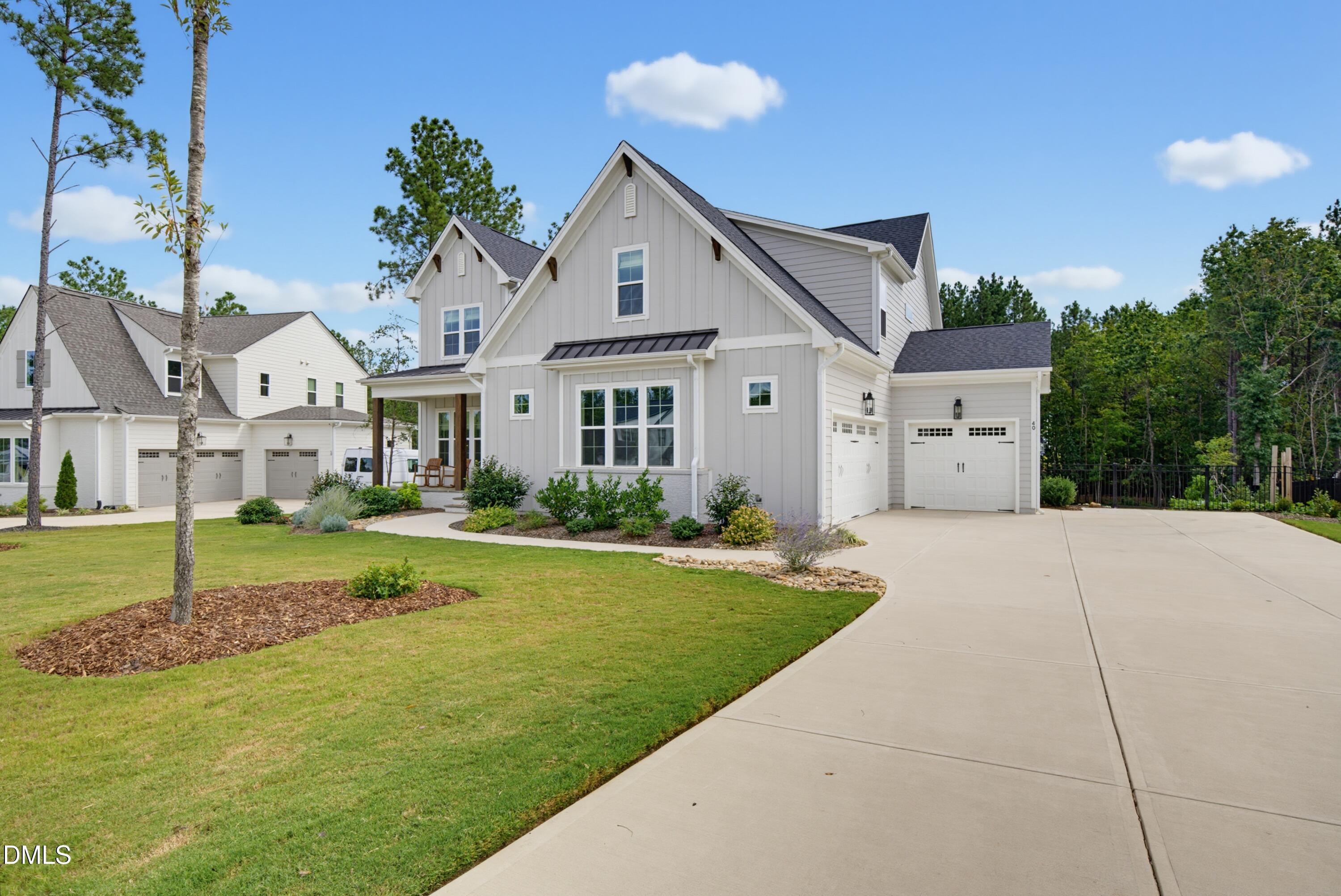 40 Spanish Oak Drive