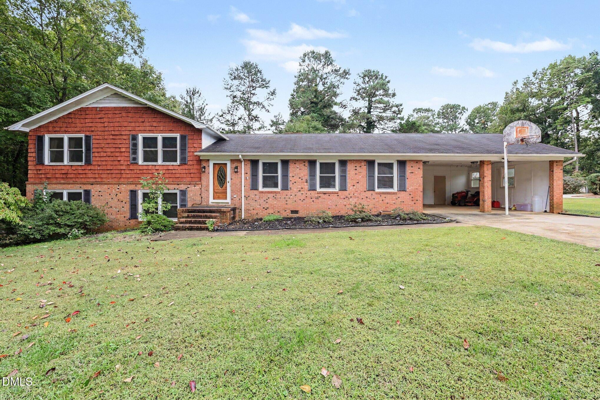 1001 Parkwood Drive