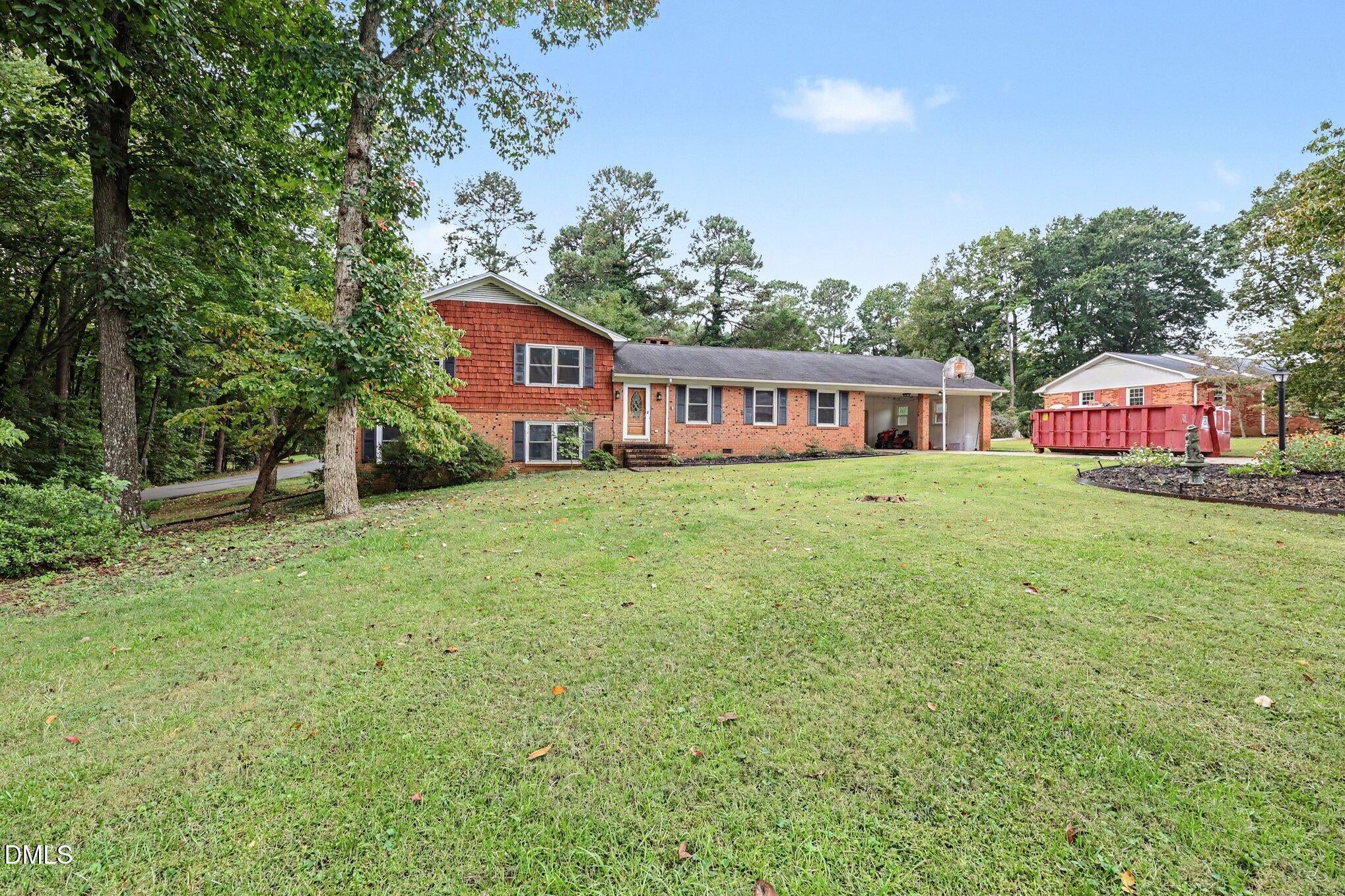 1001 Parkwood Drive
