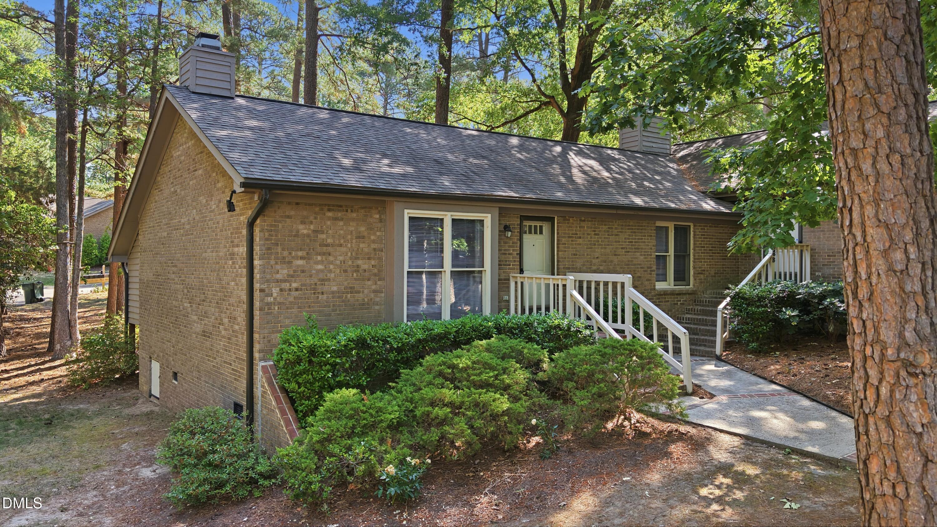 300 W Woodcroft Parkway Apt 26a