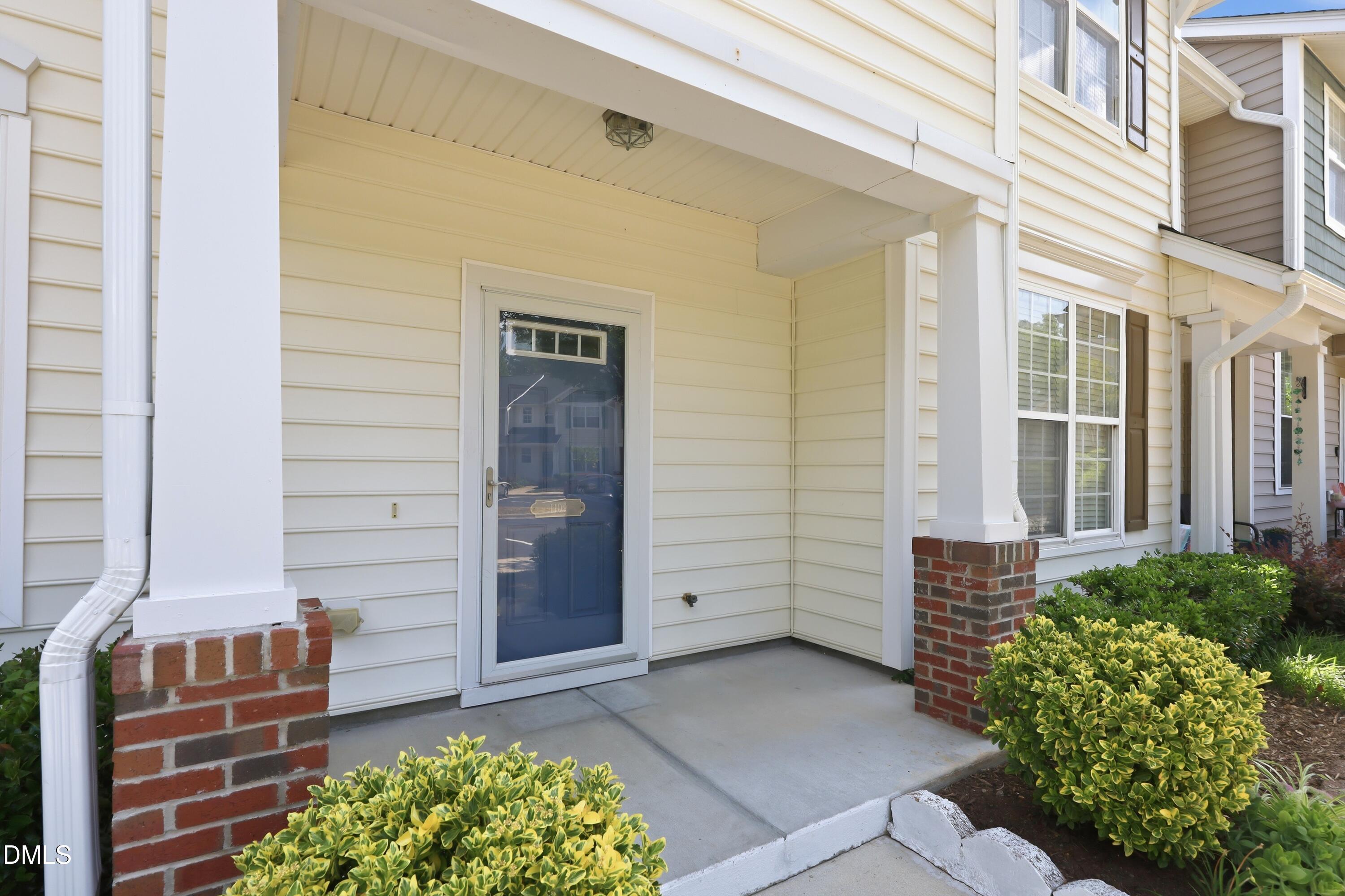 1109 Hamlet Park Drive