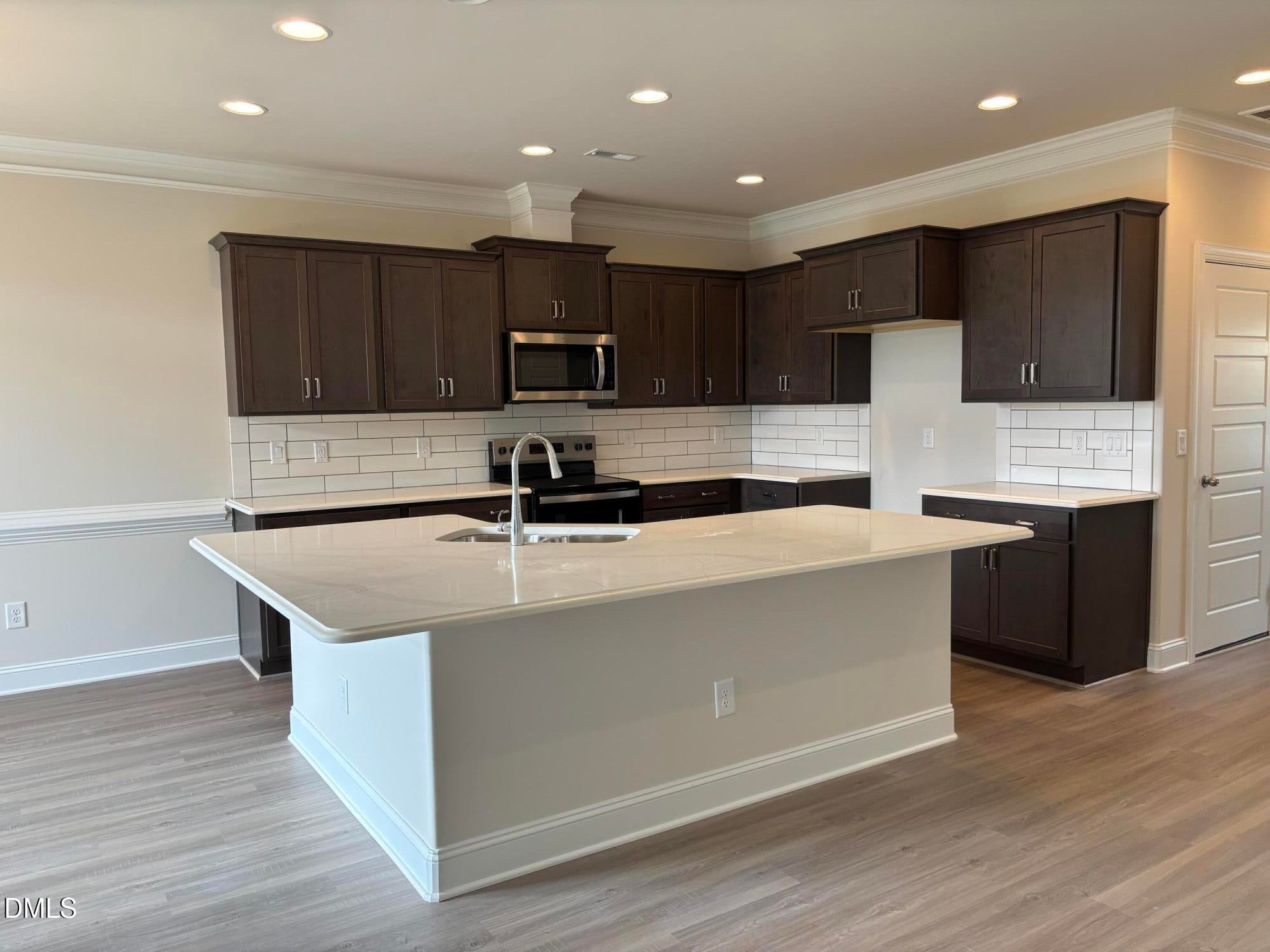 1057 Beechcraft Drive 126