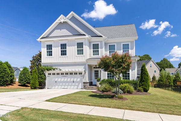 2838 RILEYS POND DR, APEX, NC 27502 - Image 7cfce709bec05dd3c4f6f670849cede2/794994423