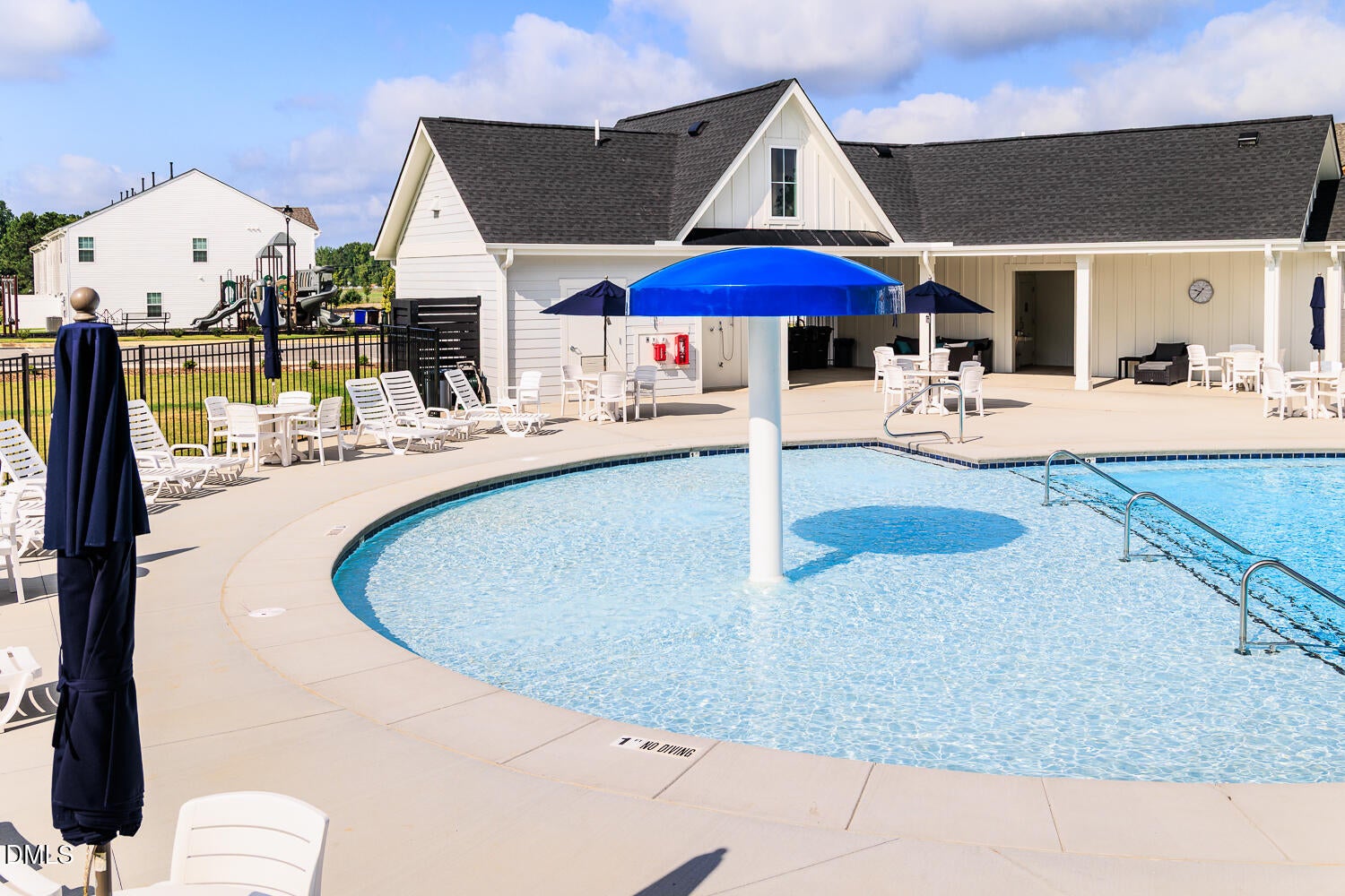 51 Ara Court 211