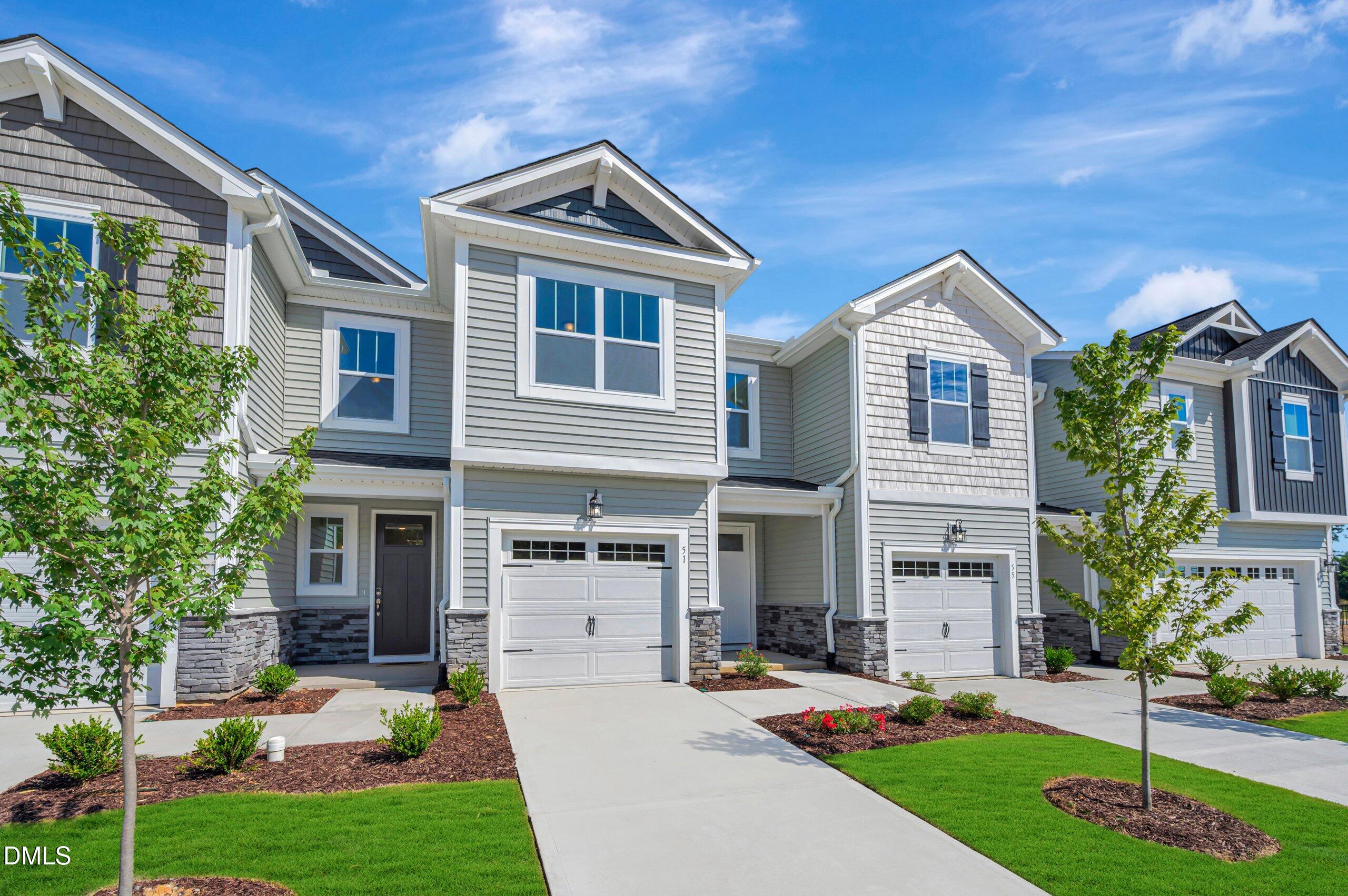 51 Ara Court 211