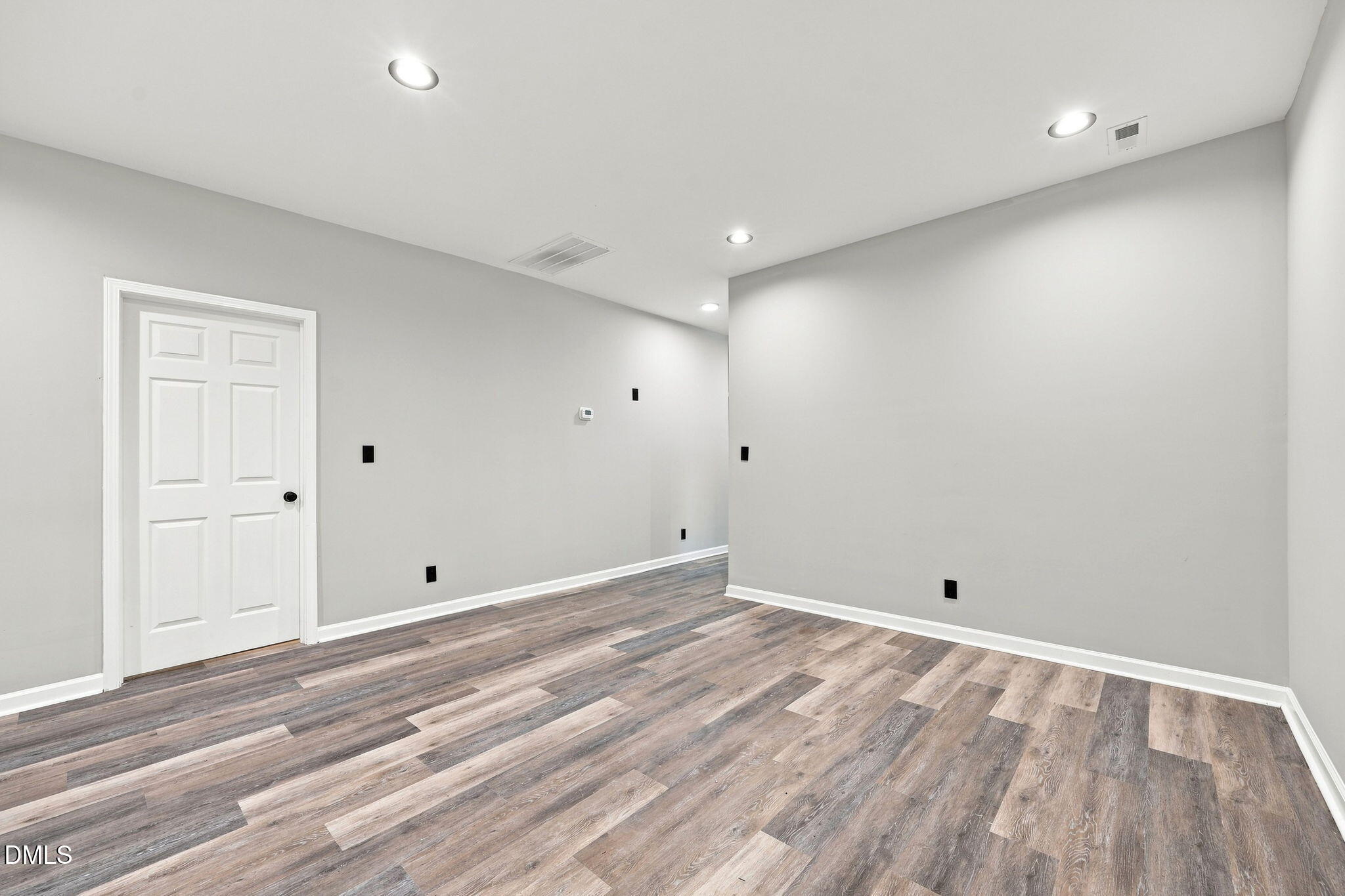 302 W 1st Street