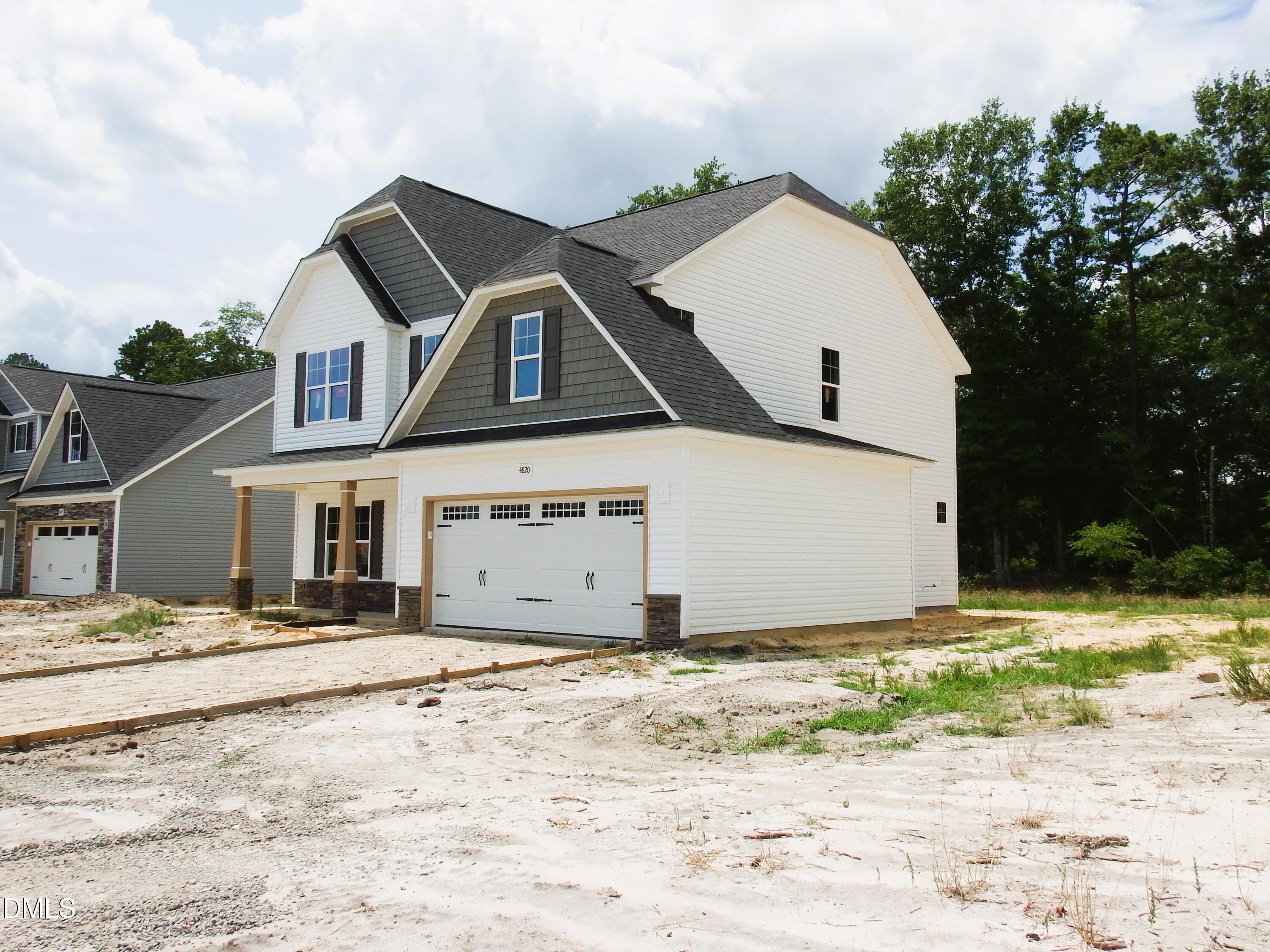 4820 Danasta Avenue (lot 33)