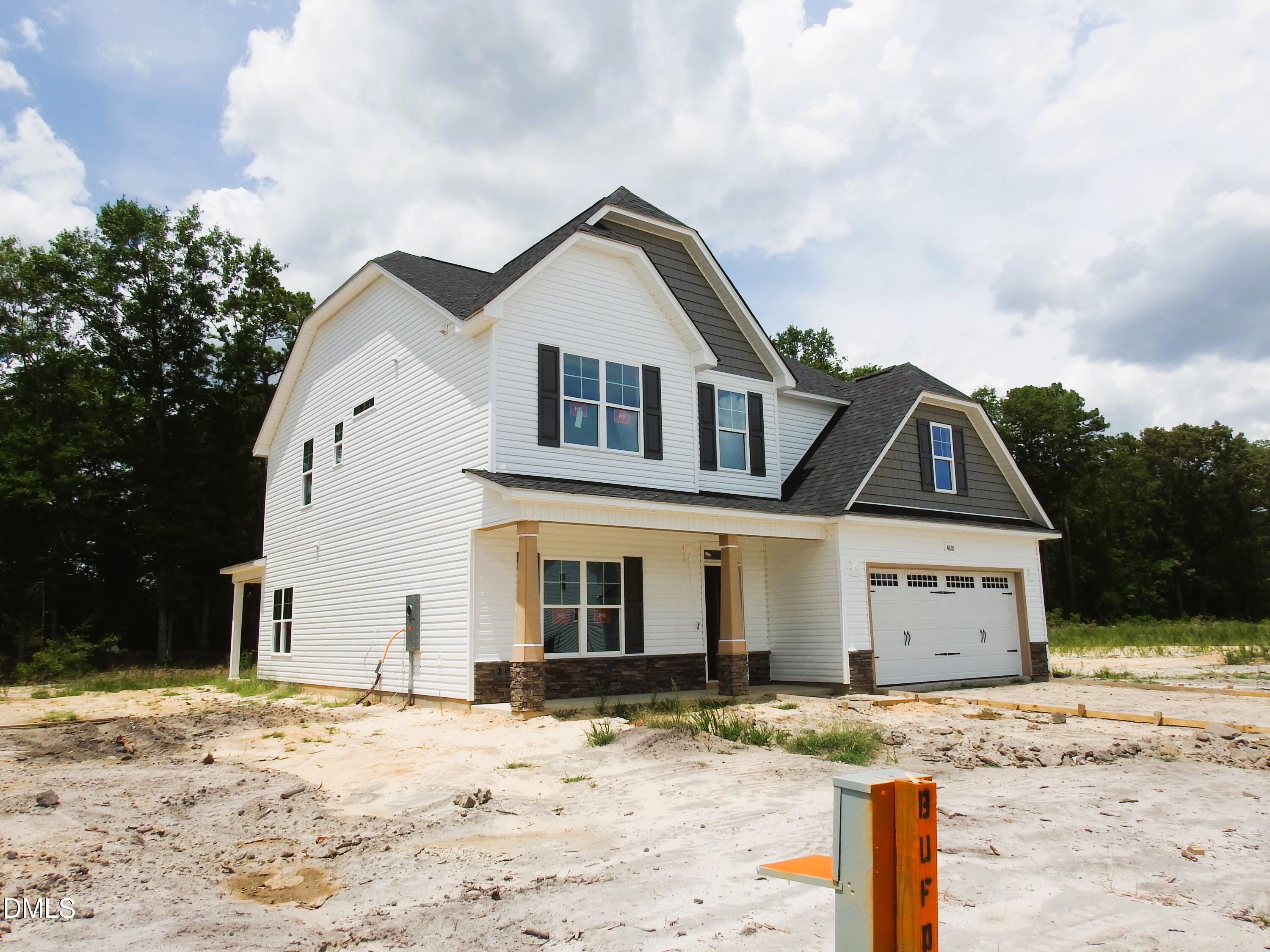4820 Danasta Avenue (lot 33)