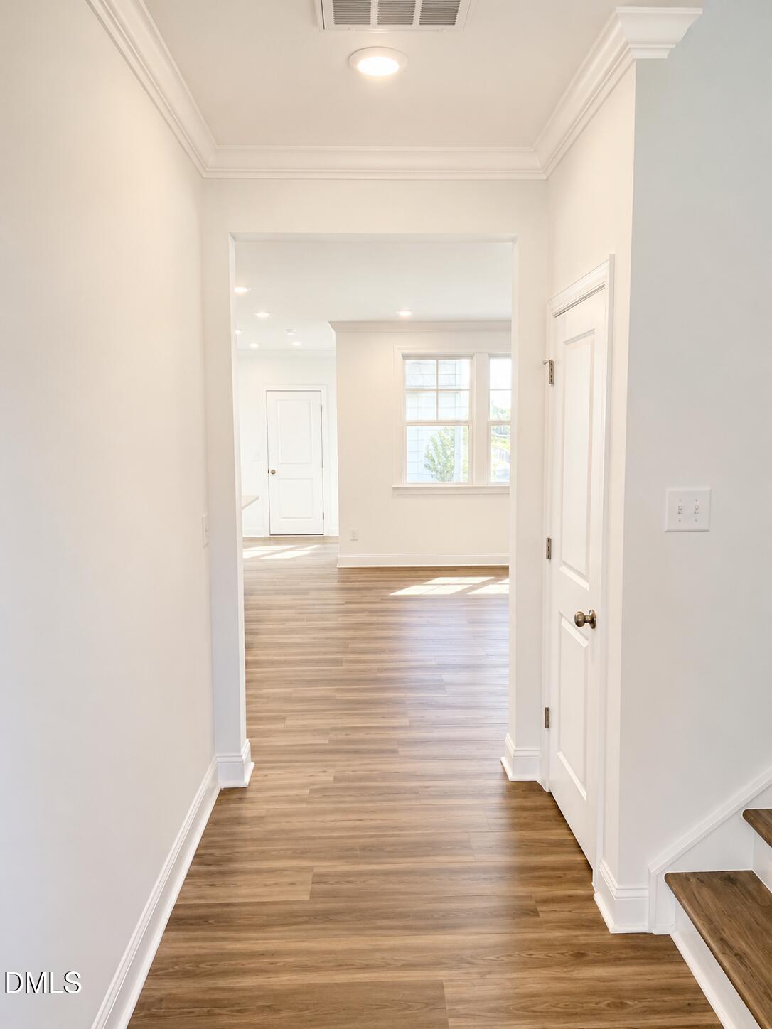 1565 Goldfinch Perch Lane