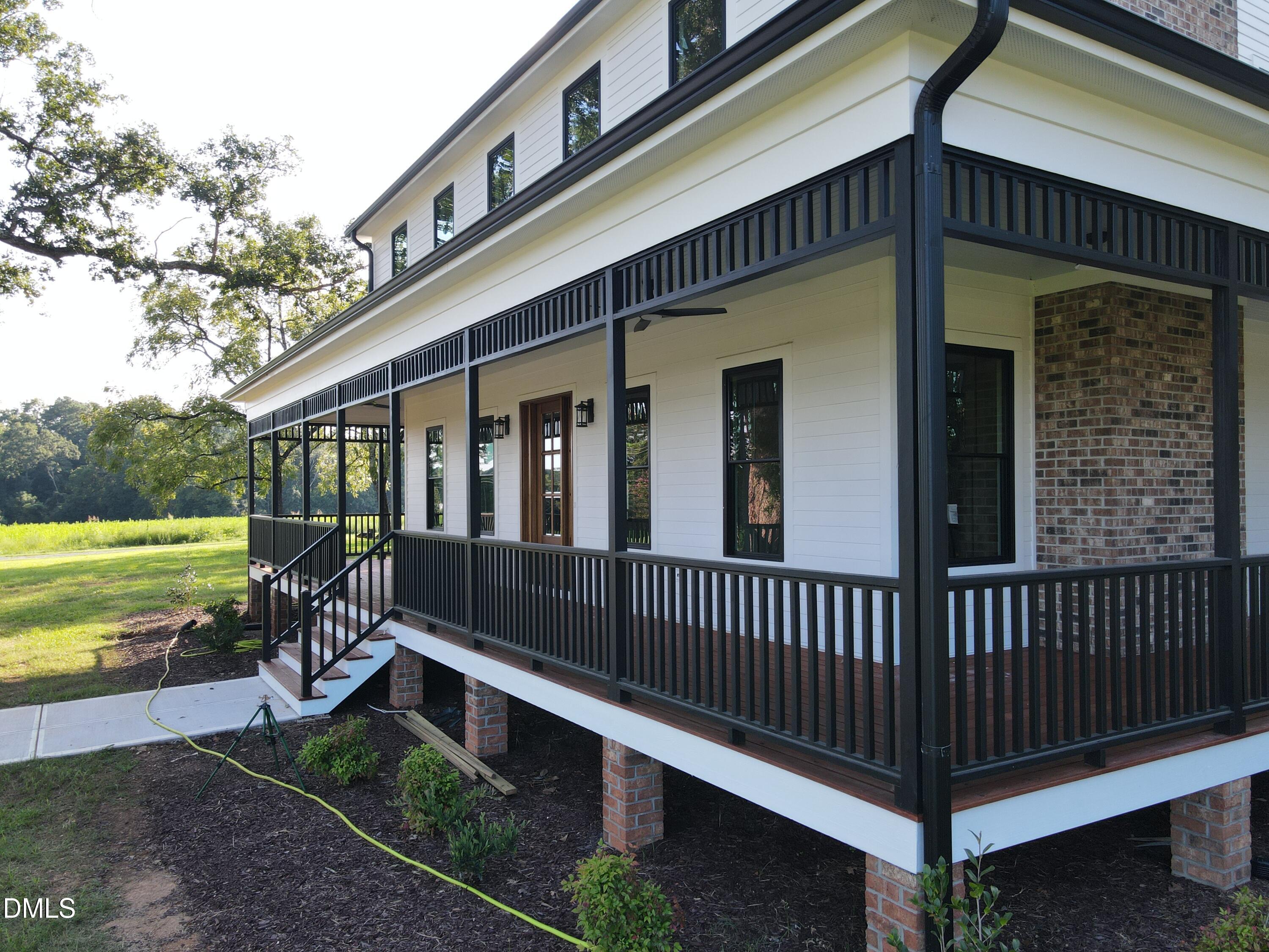 923 Arthur Minnis Road