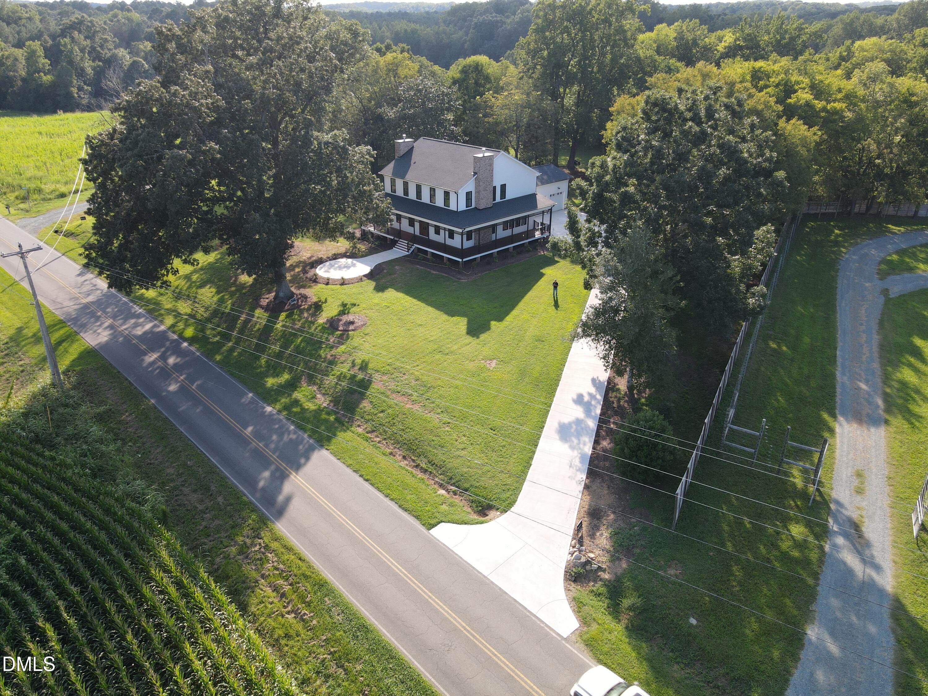 923 Arthur Minnis Road