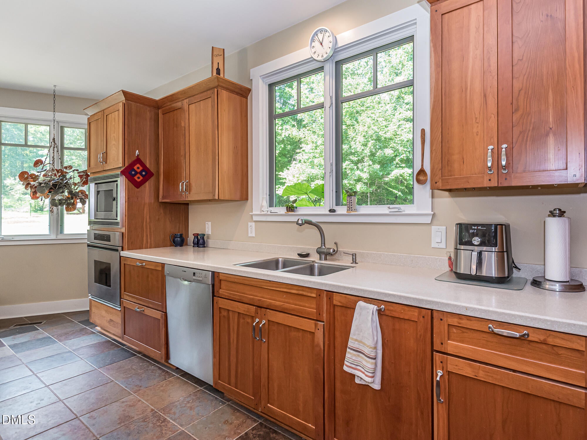 384 Potluck Farm Road