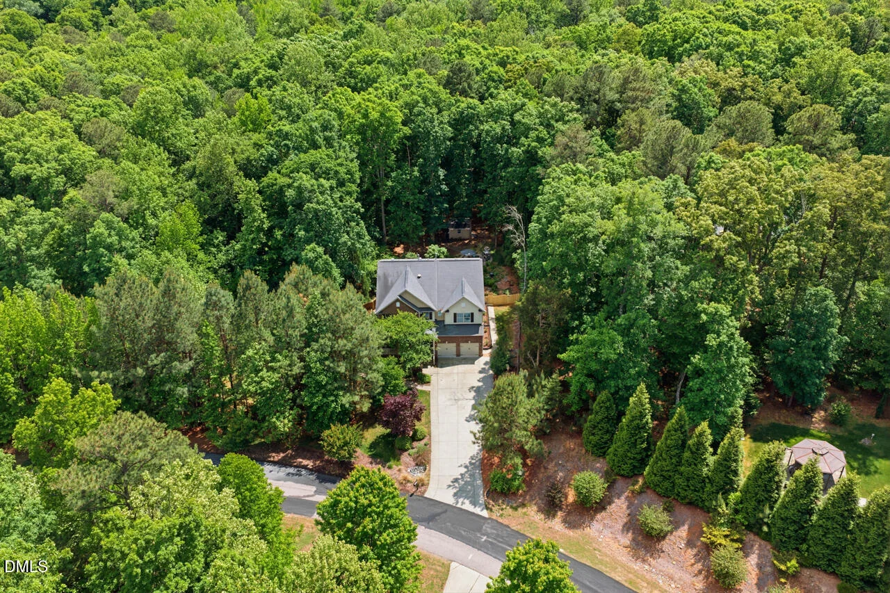 776 Legend Oaks Drive