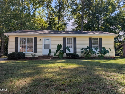 118 E MCIVER ST, ZEBULON, NC 27597 - Image 8028140c323e560c4637aa73ae77df29/72332115