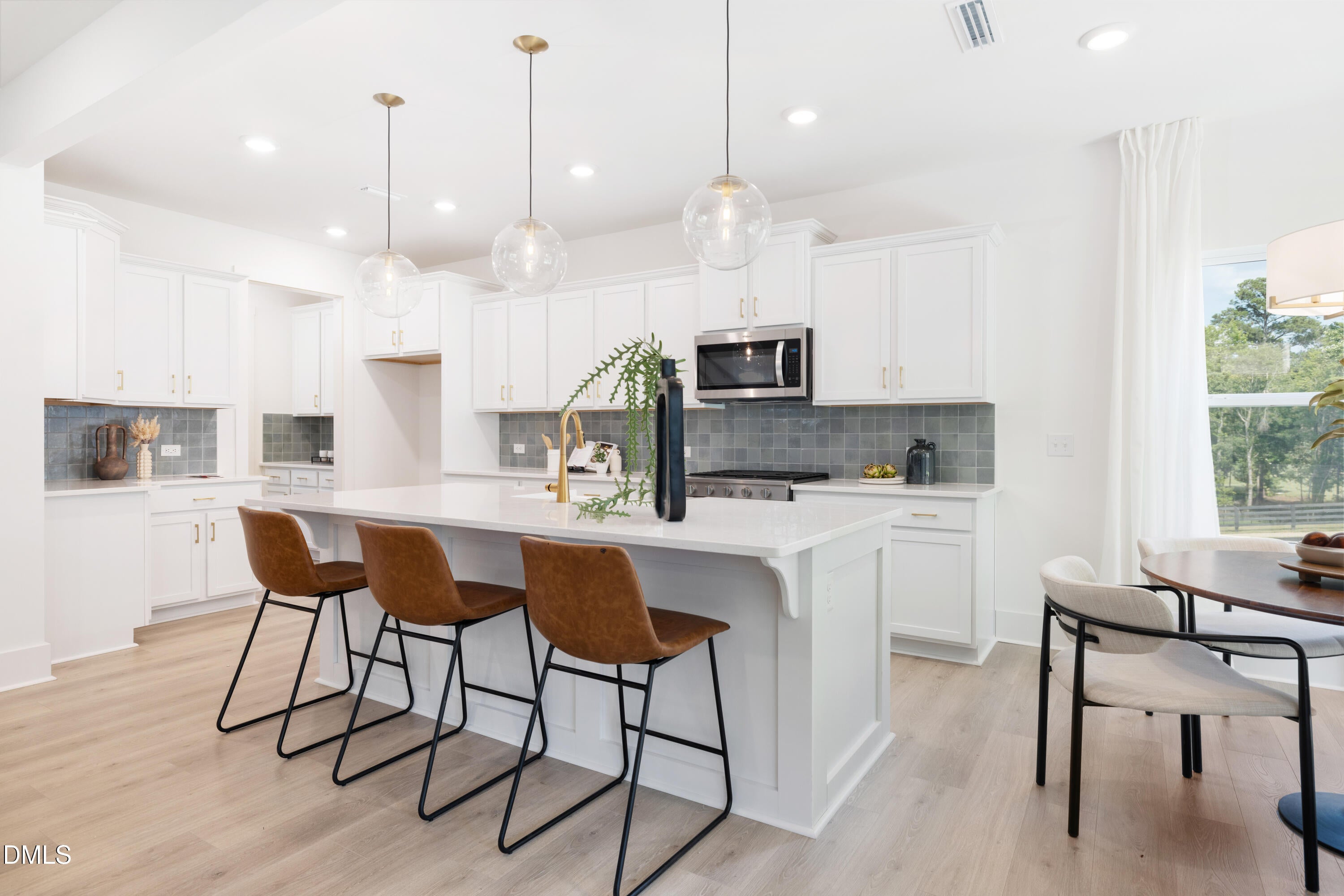 115 Freemont Avenue 375