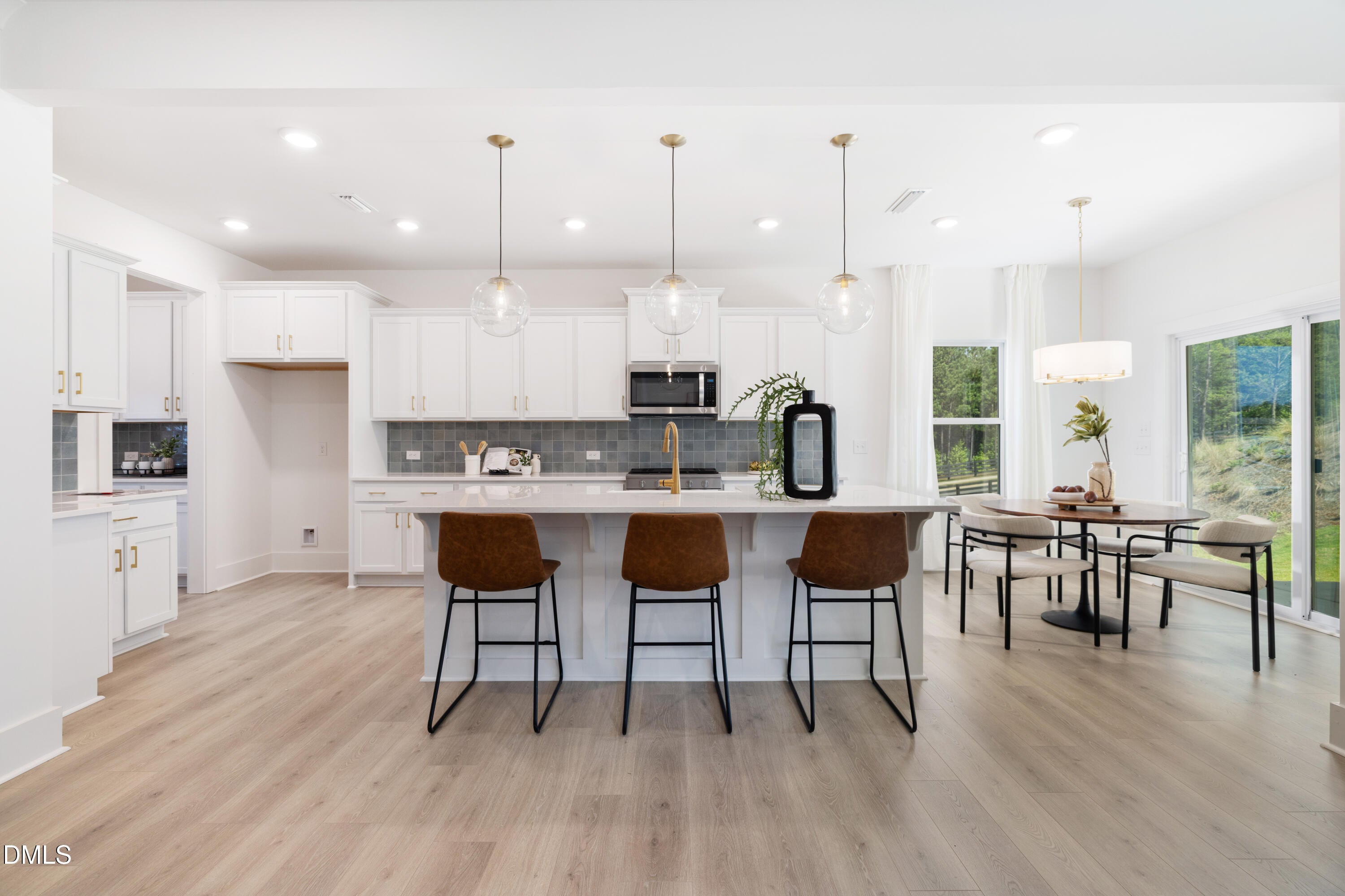 115 Freemont Avenue 375